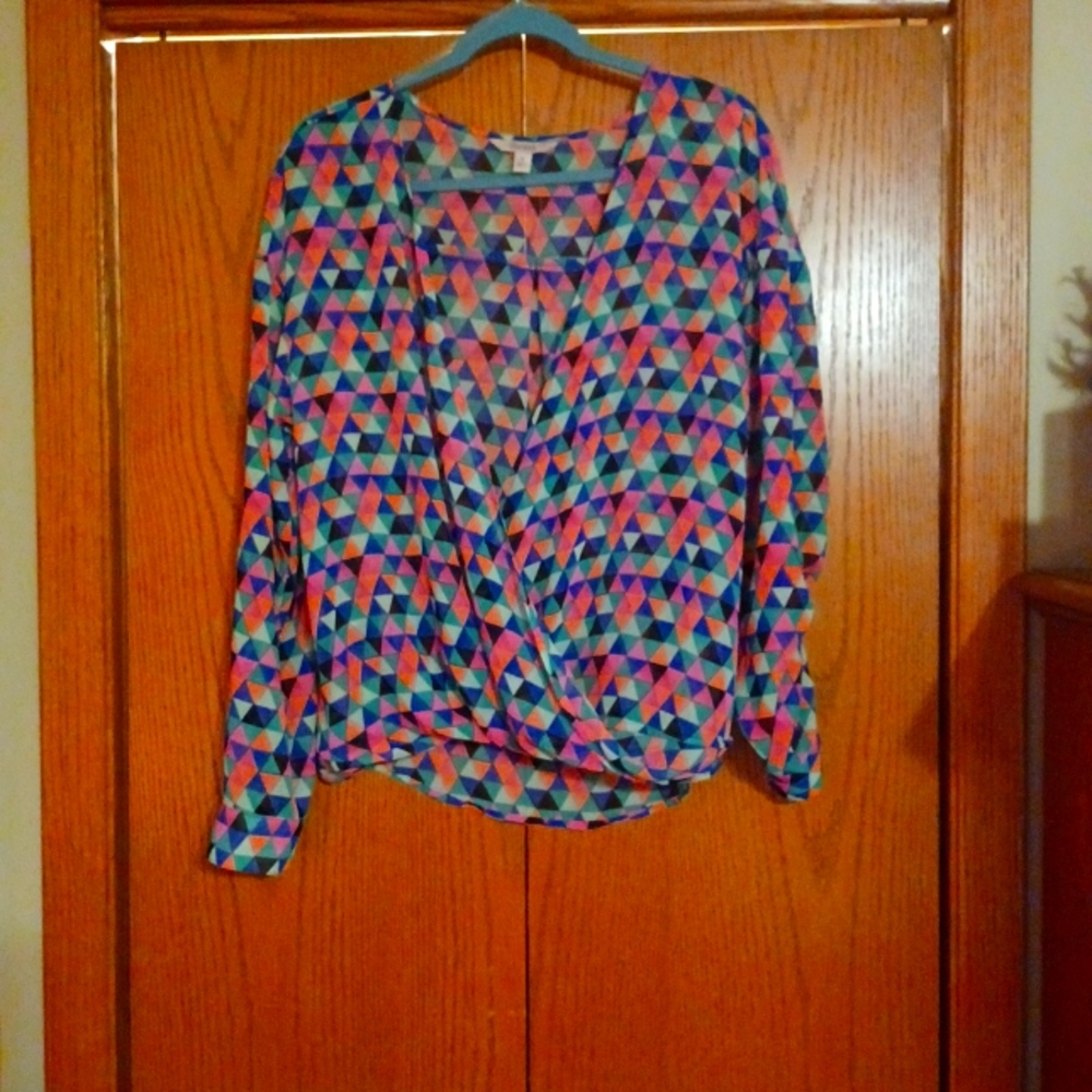 Geometric print 'wrap' shirt